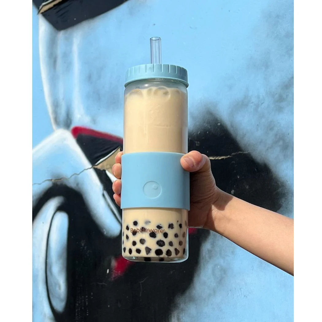 Bobbleware Glass 700mL Sky Blue bubble tea sustainable and reusable cup/ tumbler. 
