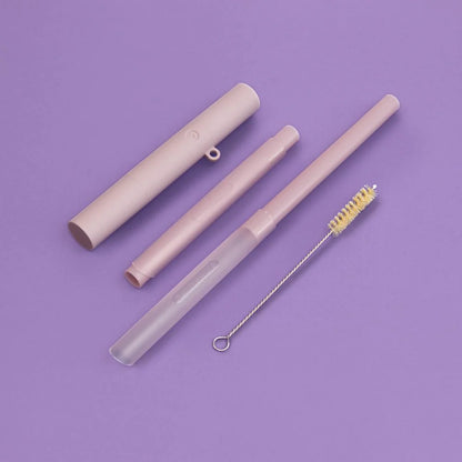 Reusable, sustainable, retractable, travel, compact plastic bubble tea boba straw with carry case and cleaning accessories.