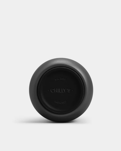 A 500 mL black reusable insulated stainless steel bubble tea/ boba cup bottle by the brand Chillys.