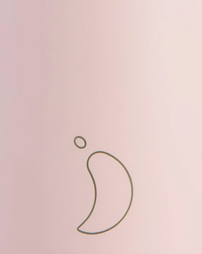 A 500 mL pink reusable insulated stainless steel bubble tea/ boba cup bottle by the brand Chillys.