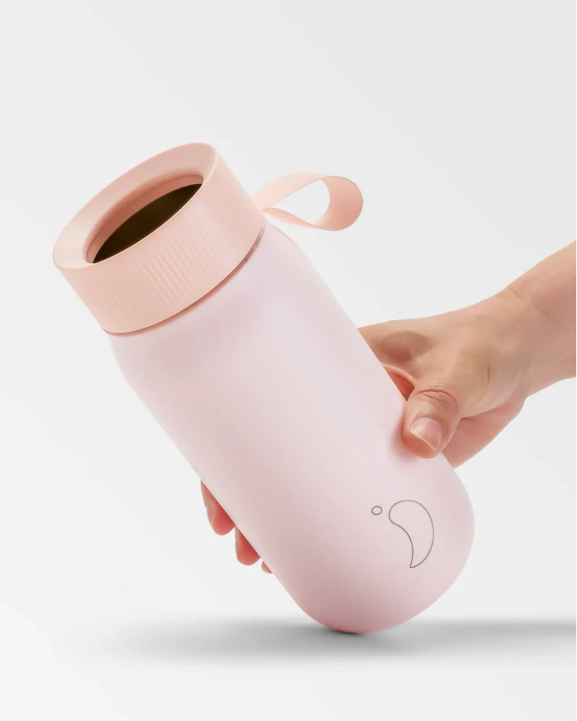 A 750 mL pink reusable insulated stainless steel bubble tea/ boba cup bottle by the brand Chillys.
