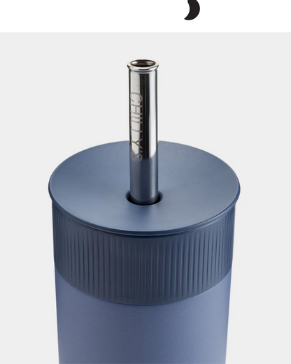 A 500 mL blue reusable insulated stainless steel bubble tea/ boba cup bottle by the brand Chillys.